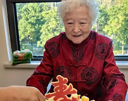 我是怎樣為90歲老人回憶錄做訪談準備工作的？——回憶錄《峰頂之巖》幕后創(chuàng)作故事（6）